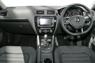 2015 Volkswagen Jetta 1KM MY15 155 TSI Highline Sport Pure White 6 Speed Direct Shift Sedan