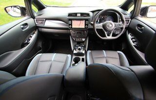 2019 Nissan Leaf ZE1 Ivory Pearl & Black Roof 1 Speed Reduction Gear Hatchback