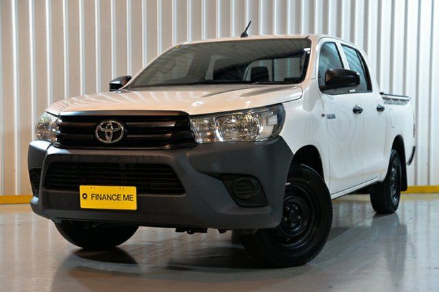 Used Toyota Hilux TGN121R MY17 Workmate Hendra, 2017 Toyota Hilux TGN121R MY17 Workmate White 6 Speed Automatic Dual Cab Utility