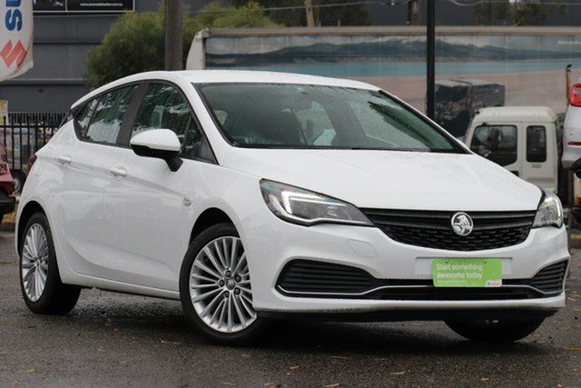 Used Holden Astra BK MY17 R Bankstown, 2017 Holden Astra BK MY17 R White 6 Speed Sports Automatic Hatchback
