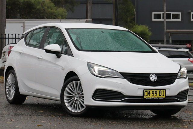 Used Holden Astra BK MY17 R Bankstown, 2017 Holden Astra BK MY17 R White 6 Speed Sports Automatic Hatchback