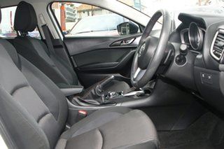 2015 Mazda 3 BM5438 SP25 SKYACTIV-Drive White 6 Speed Sports Automatic Hatchback