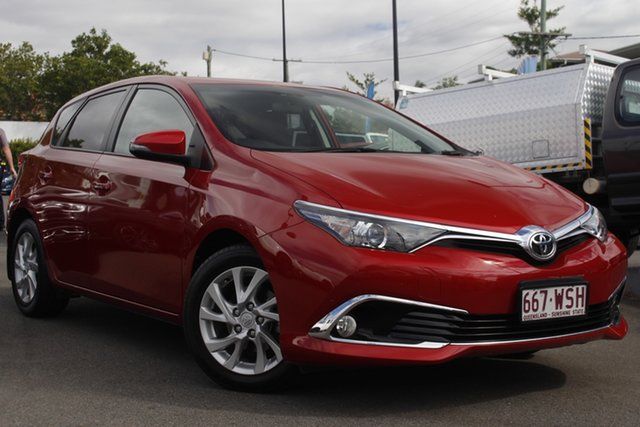 Used Toyota Corolla ZRE182R Ascent Sport S-CVT Mount Gravatt, 2016 Toyota Corolla ZRE182R Ascent Sport S-CVT Red 7 Speed Constant Variable Hatchback