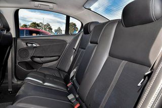 2016 Holden Commodore VF II MY16 SS V Redline White 6 Speed Manual Sedan