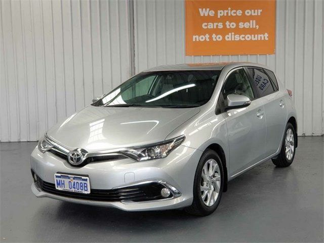 Used Toyota Corolla ZRE182R MY15 Ascent Sport Rockingham, 2015 Toyota Corolla ZRE182R MY15 Ascent Sport Silver 7 Speed CVT Auto Sequential Hatchback