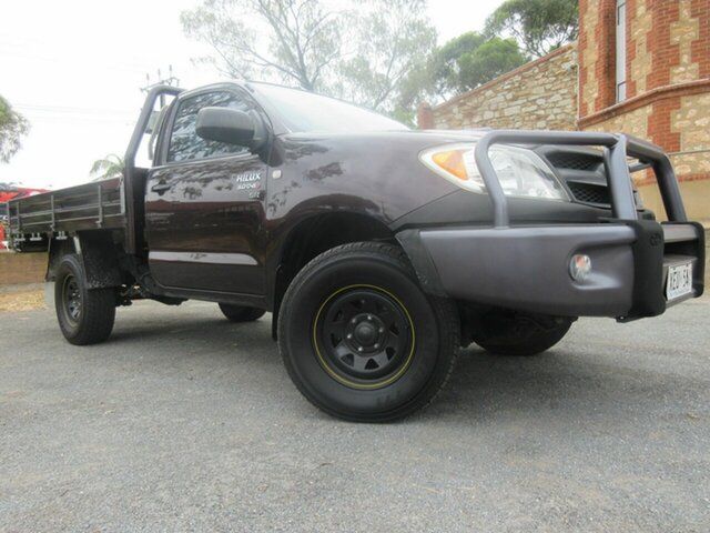Used Toyota Hilux KUN26R SR (4x4) Enfield, 2005 Toyota Hilux KUN26R SR (4x4) Red 5 Speed Manual Cab Chassis