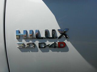 2012 Toyota Hilux KUN26R MY12 SR5 (4x4) White 4 Speed Automatic Dual Cab Pick-up