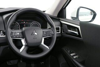 2023 Mitsubishi Outlander ZM MY23 ES 5 Seat (AWD) White 8 Speed CVT Auto 8 Speed Wagon