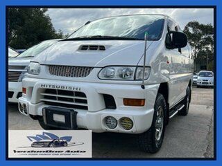 2000 Mitsubishi Delica PD8W Spacegear White Automatic Van Wagon.