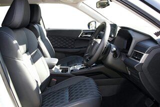2023 Mitsubishi Outlander ZM MY23 Exceed 7 Seat (AWD) White Diamond 8 Speed CVT Auto 8 Speed Wagon