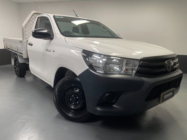 Used Toyota Hilux TGN121R Workmate 4x2 Hamilton, 2020 Toyota Hilux TGN121R Workmate 4x2 White 5 Speed Manual Cab Chassis