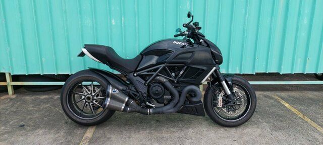 Used Ducati Diavel Carbon MY11 1200CC Maroochydore, 2012 Ducati Diavel Carbon 1200CC 1198cc