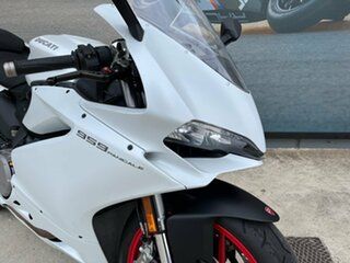 2018 Ducati 959 Panigale (white) 959CC Sports 955cc
