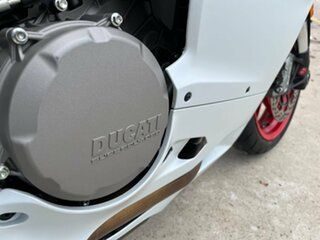 2018 Ducati 959 Panigale (white) 959CC Sports 955cc