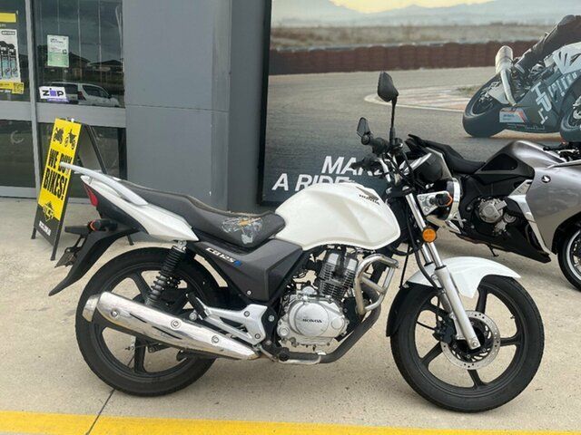 Used Honda CB125E MY12 125CC Carrum Downs, 2016 Honda CB125E 125CC 124cc