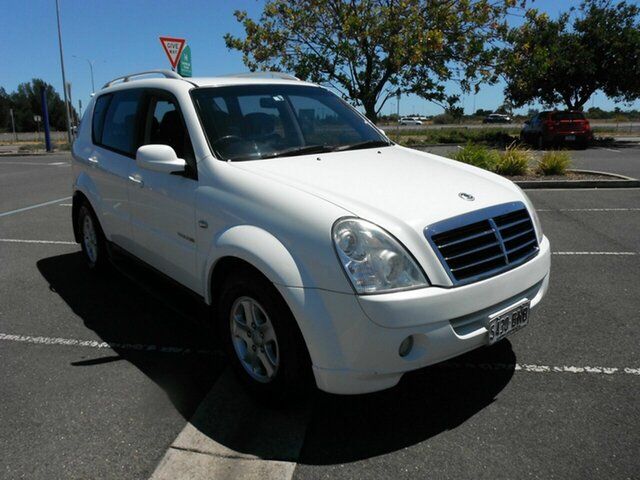 Used Ssangyong Rexton II Y200 MY08 RX270 XDI (5 Seat) Glenelg, 2009 Ssangyong Rexton II Y200 MY08 RX270 XDI (5 Seat) White 5 Speed Automatic Wagon