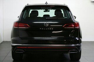 2022 Volkswagen Touareg CR MY23 170TDI Tiptronic 4MOTION Deep Black Pearl Effect 8 Speed