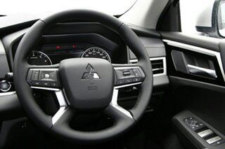 2023 Mitsubishi Outlander ZM MY23 Aspire 7 Seat (2WD) Sterling Silver 8 Speed CVT Auto 8 Speed Wagon
