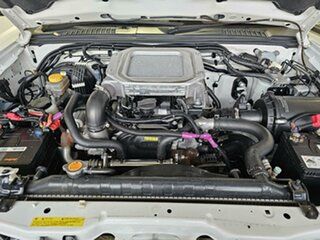 2014 Nissan Navara D22 S5 ST-R White 5 Speed Manual Utility