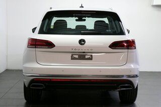 2022 Volkswagen Touareg CR MY23 170TDI Tiptronic 4MOTION Pure White 8 Speed Sports Automatic Wagon