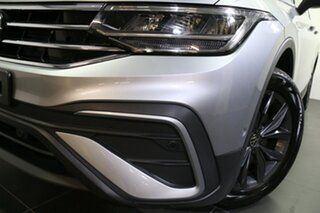 2022 Volkswagen Tiguan 5N MY23 110TSI Life DSG 2WD Allspace Pyrit Silver Metallic 6 Speed.
