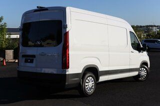 2022 LDV Edeliver 9 SV63 MY23 Mid Roof LWB Blanc White 1 Speed Reduction Gear Van