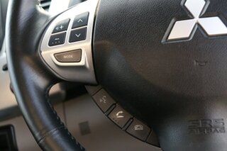 2011 Mitsubishi Triton MN MY11 GLX-R Double Cab White 5 Speed Sports Automatic Utility