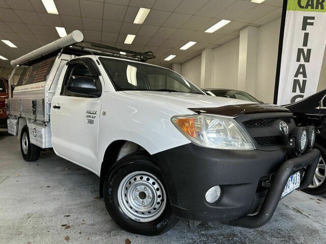 Used Toyota Hilux TGN16R MY07 Workmate 4x2 Reservoir, 2007 Toyota Hilux TGN16R MY07 Workmate 4x2 White 5 Speed Manual Cab Chassis