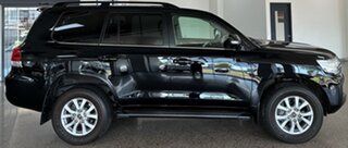 2018 Toyota Landcruiser VDJ200R VX Black 6 Speed Sports Automatic Wagon.
