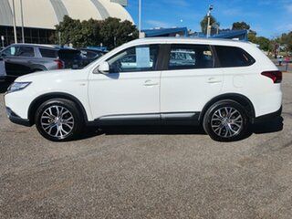 2017 Mitsubishi Outlander ZL MY18.5 ES 2WD White 6 Speed Constant Variable Wagon