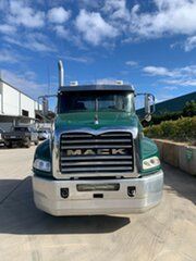 2014 Mack Granite GRANITE Truck Green Prime Mover