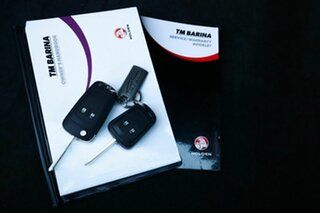2016 Holden Barina TM MY16 CD White 5 Speed Manual Hatchback