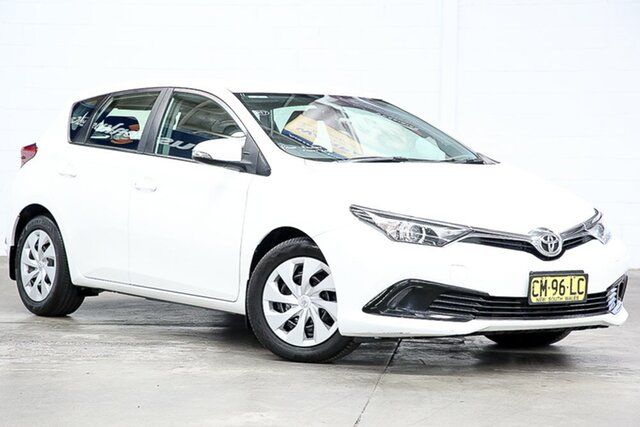 Used Toyota Corolla ZRE182R Ascent S-CVT Erina, 2017 Toyota Corolla ZRE182R Ascent S-CVT White 7 Speed Constant Variable Hatchback
