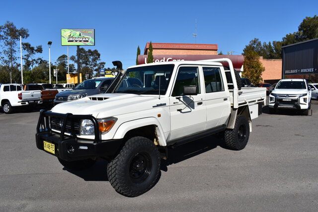 Used Toyota Landcruiser VDJ79R GXL Double Cab Tuggerah, 2017 Toyota Landcruiser VDJ79R GXL Double Cab White 5 Speed Manual Cab Chassis