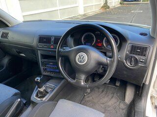 2003 Volkswagen Golf 4th Gen MY03 Sport White 5 Speed Manual Hatchback