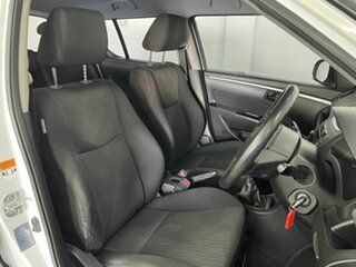 2011 Suzuki Swift FZ GL White 5 Speed Manual Hatchback