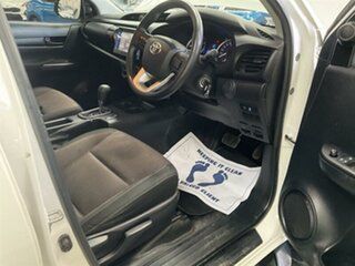 2017 Toyota Hilux GUN136R SR Hi-Rider White 6 Speed Automatic Dual Cab Utility
