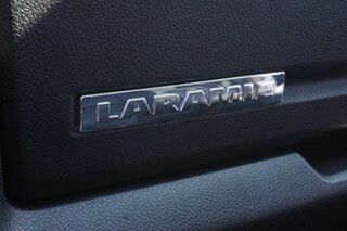 2019 Ram 1500 DS MY19 Laramie Crew Cab SWB Bright Silver 8 Speed Automatic Utility
