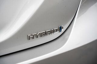 2019 Toyota Camry Hybrid Silver Sedan