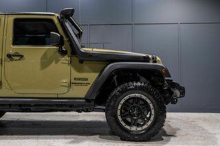 2013 Jeep Wrangler Unlimited JK MY13 Sport (4x4) Green 5 Speed Automatic Softtop