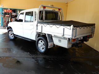 2013 Mahindra Pik-Up S5 11 Upgrade (4x4) White 5 Speed Manual Dual Cab Chassis