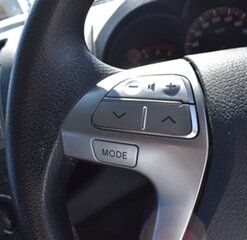 2014 Toyota Hilux SR White Automatic Dual Cab Utility