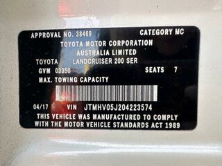 2017 Toyota Landcruiser VDJ200R VX White 6 Speed Sports Automatic Wagon