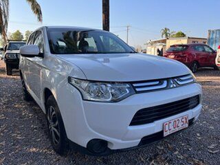 2013 Mitsubishi Outlander ZJ MY13 ES 4WD White Crystal 6 Speed Constant Variable Wagon.