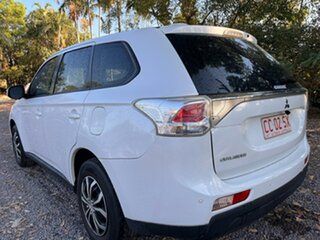 2013 Mitsubishi Outlander ZJ MY13 ES 4WD White Crystal 6 Speed Constant Variable Wagon