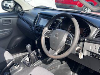 2017 Mitsubishi Triton MQ MY17 GLX White 6 Speed Manual Cab Chassis