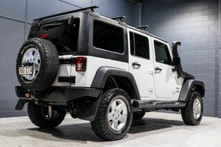 2013 Jeep Wrangler Unlimited JK MY13 Sport (4x4) White 6 Speed Manual Softtop