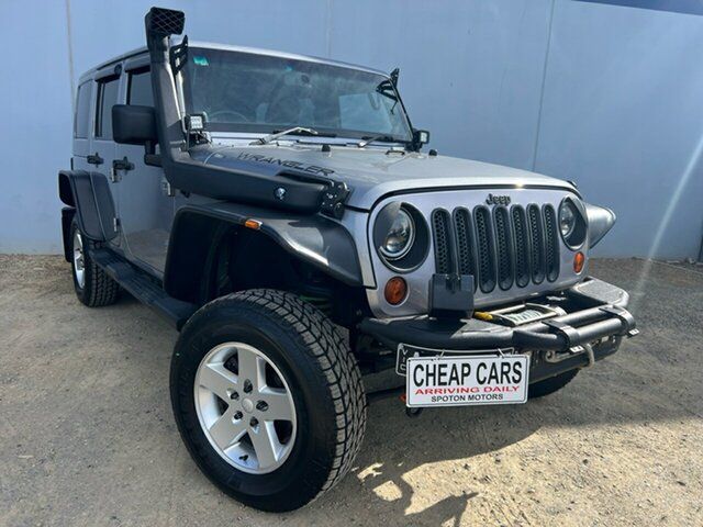 Used Jeep Wrangler Unlimited JK MY13 Overland (4x4) Hoppers Crossing, 2013 Jeep Wrangler Unlimited JK MY13 Overland (4x4) Silver 5 Speed Automatic Hardtop