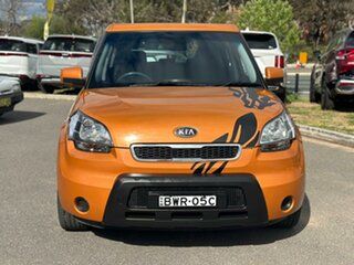 2011 Kia Soul Orange Automatic Hatchback.
