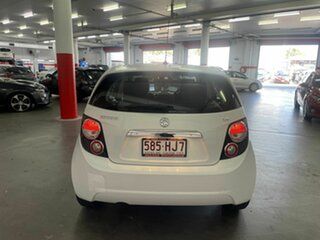 2016 Holden Barina TM MY16 CD White 6 Speed Automatic Hatchback